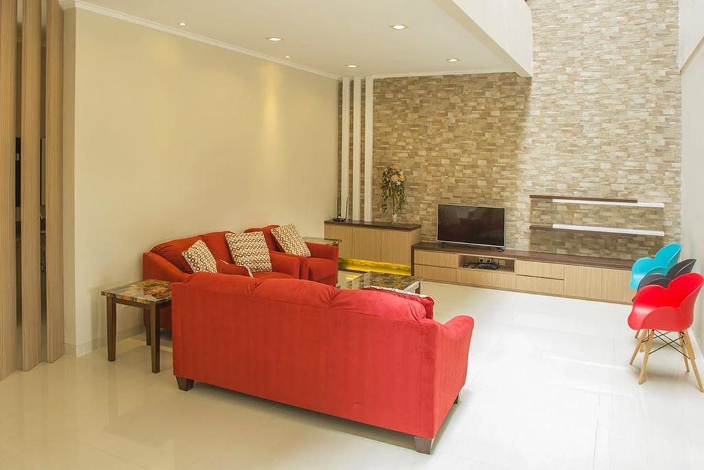 Daily Home Villa Dago Bandung Quarto foto
